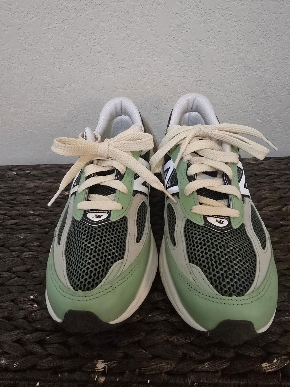 New Balance 990v6 Made in USA Avocado Natural Mint Sneakers U990AB6 Men Size 9.5